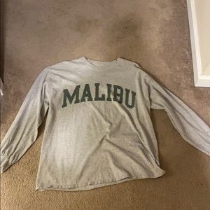brandy melville malibu oversized long sleeve